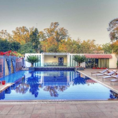 Chanakya Bnr Hotel Ranchi Exterior photo