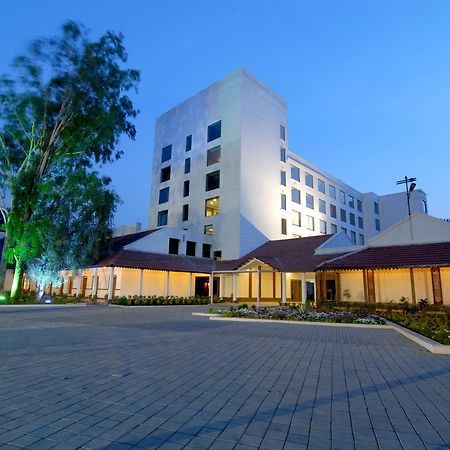 Chanakya Bnr Hotel Ranchi Exterior photo
