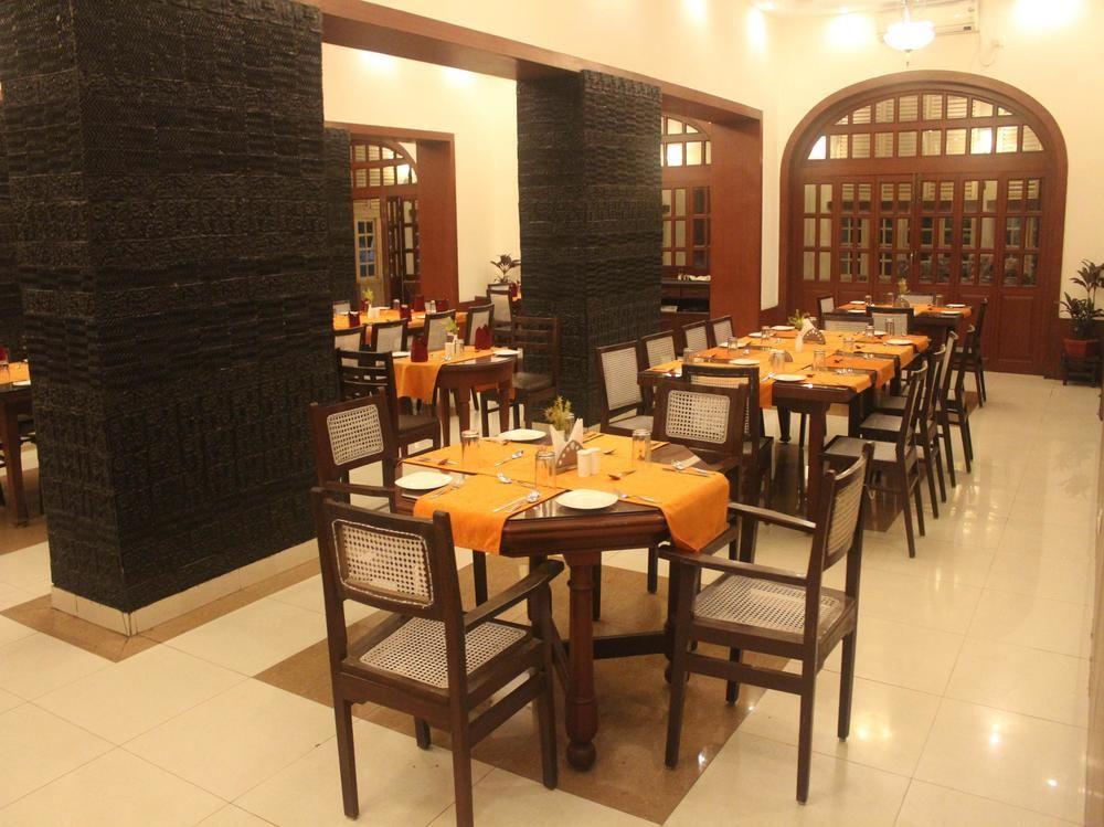 Chanakya Bnr Hotel Ranchi Exterior photo