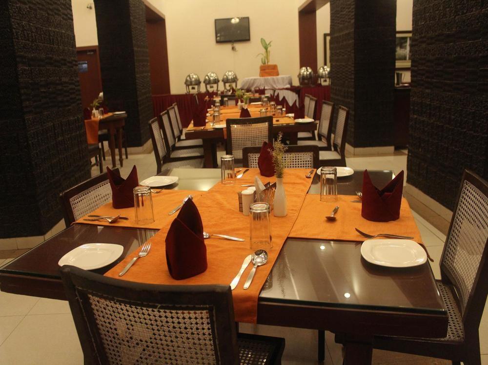 Chanakya Bnr Hotel Ranchi Exterior photo