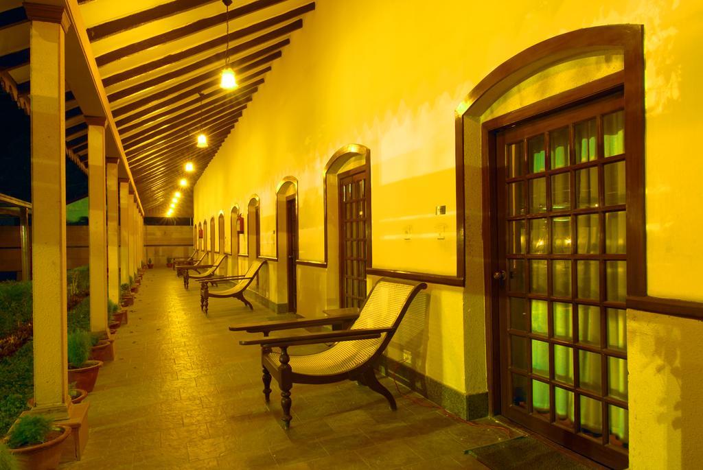 Chanakya Bnr Hotel Ranchi Exterior photo