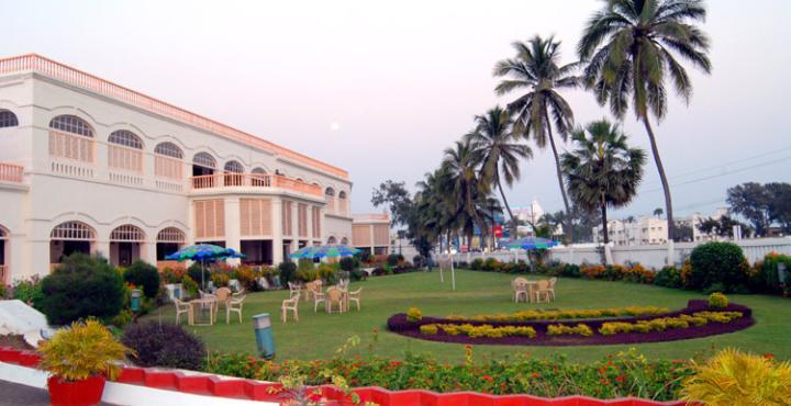 Chanakya Bnr Hotel Ranchi Exterior photo