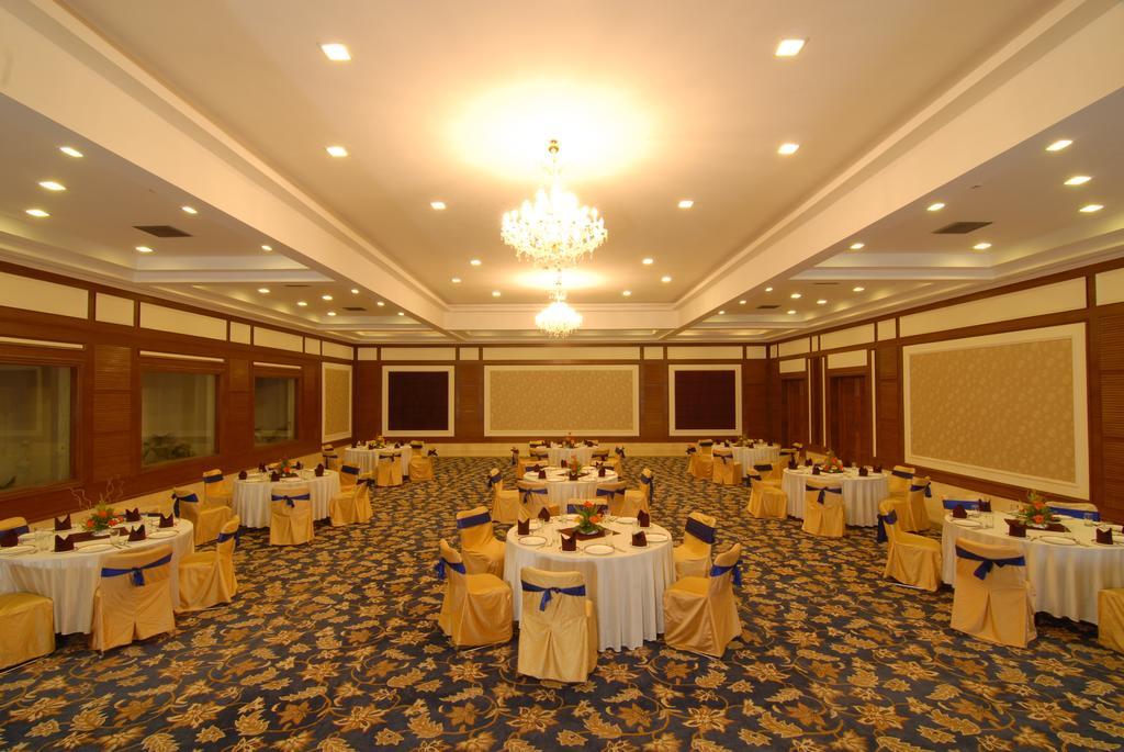Chanakya Bnr Hotel Ranchi Exterior photo