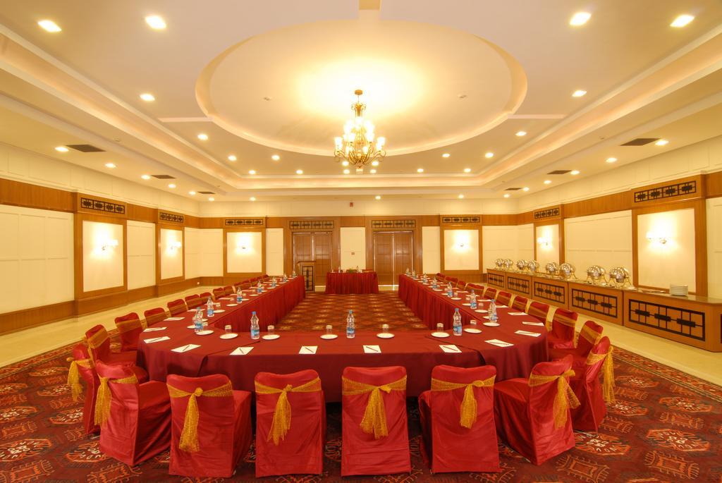 Chanakya Bnr Hotel Ranchi Exterior photo