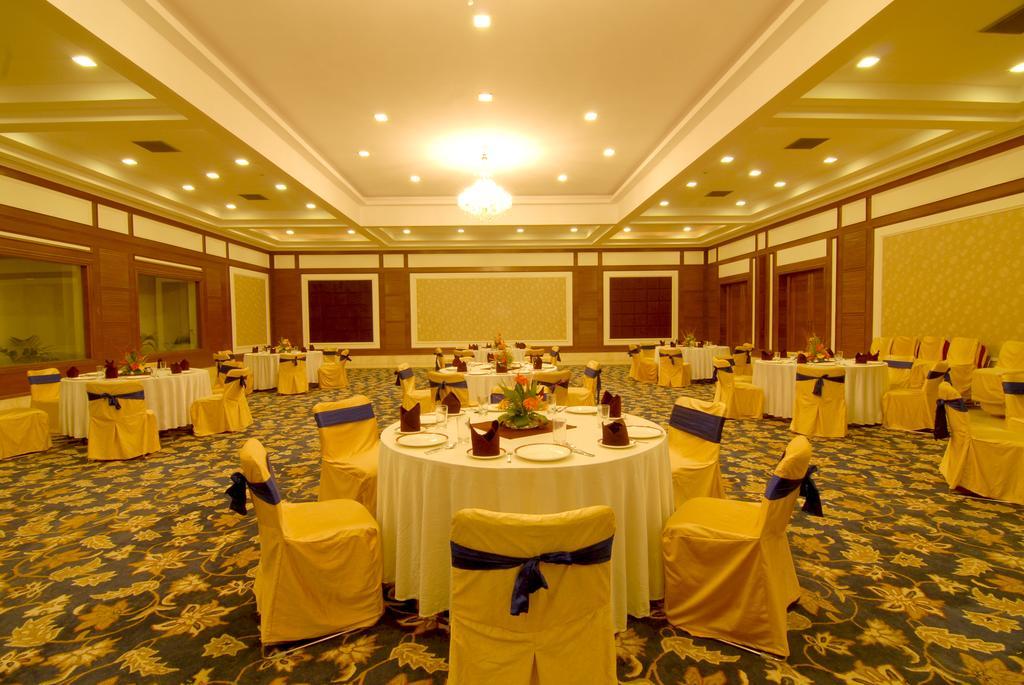Chanakya Bnr Hotel Ranchi Exterior photo