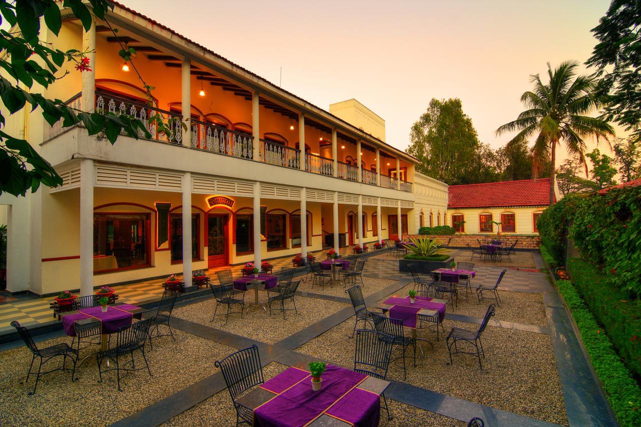 Chanakya Bnr Hotel Ranchi Exterior photo