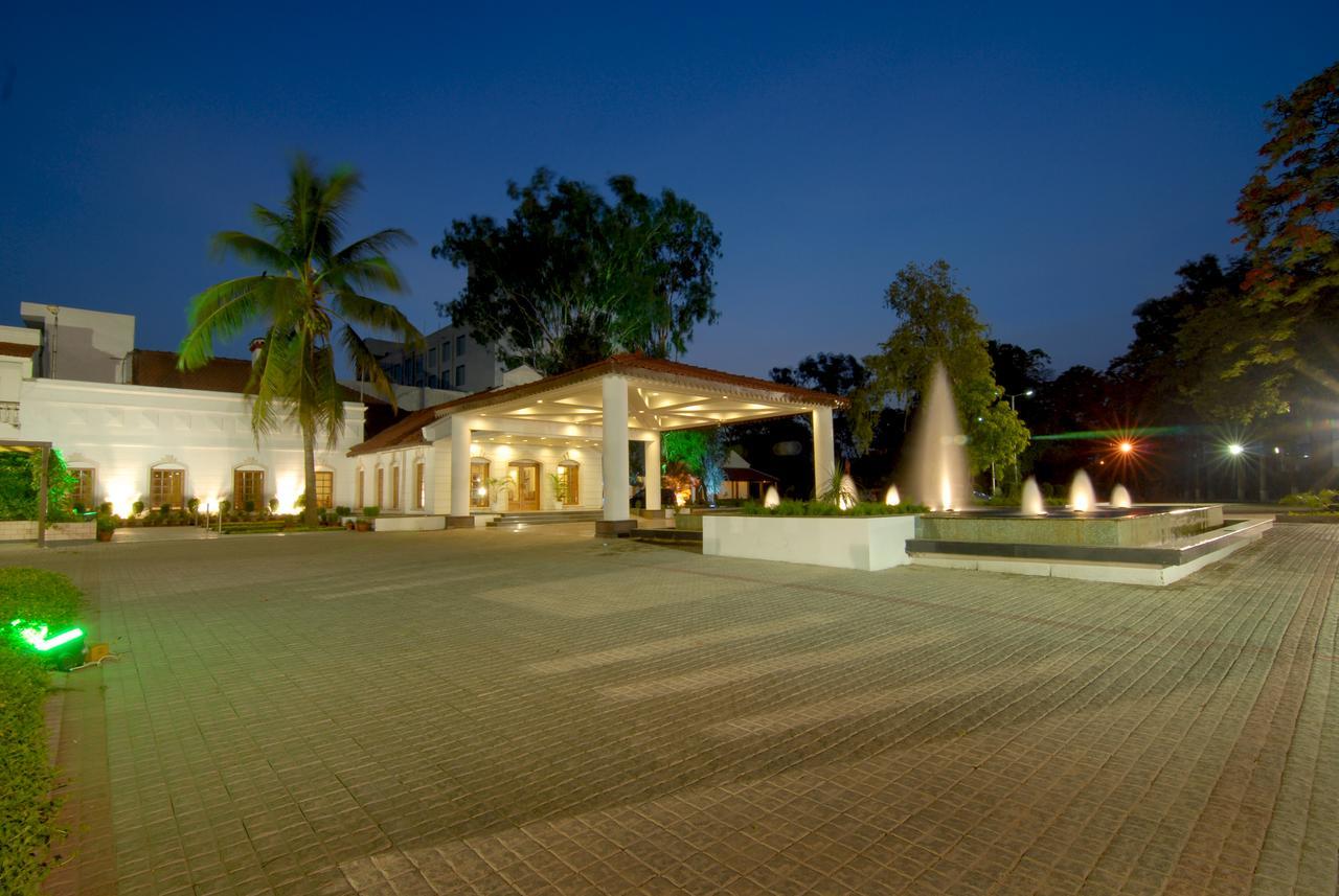 Chanakya Bnr Hotel Ranchi Exterior photo