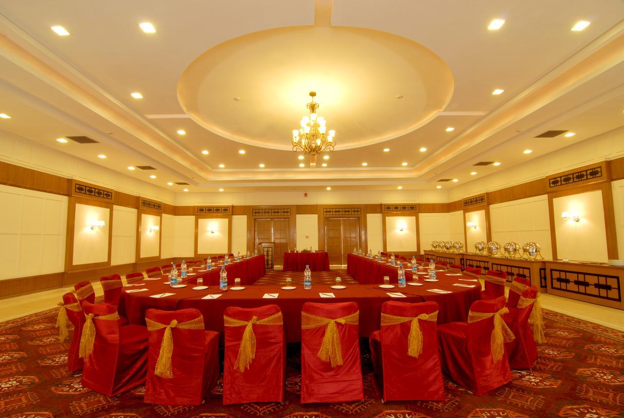 Chanakya Bnr Hotel Ranchi Exterior photo