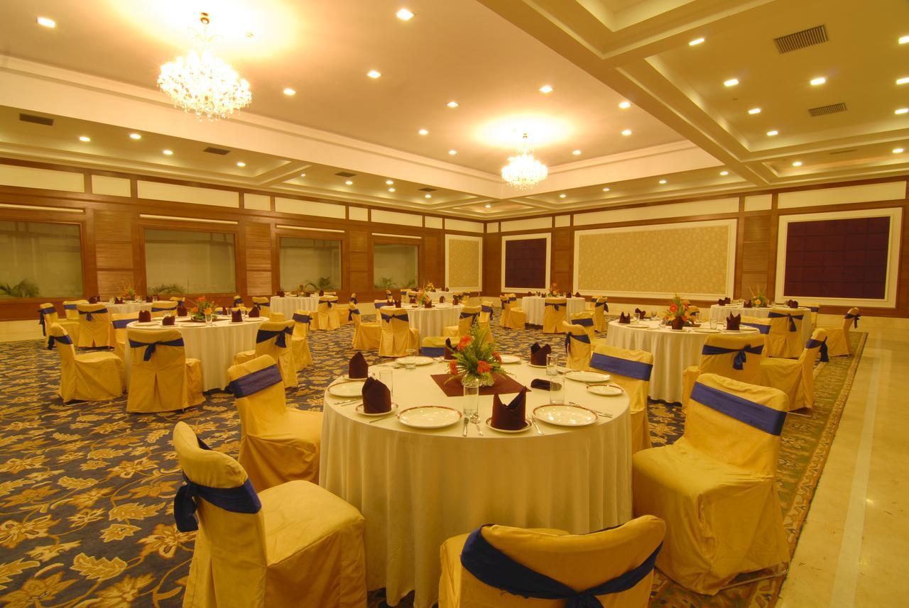 Chanakya Bnr Hotel Ranchi Exterior photo