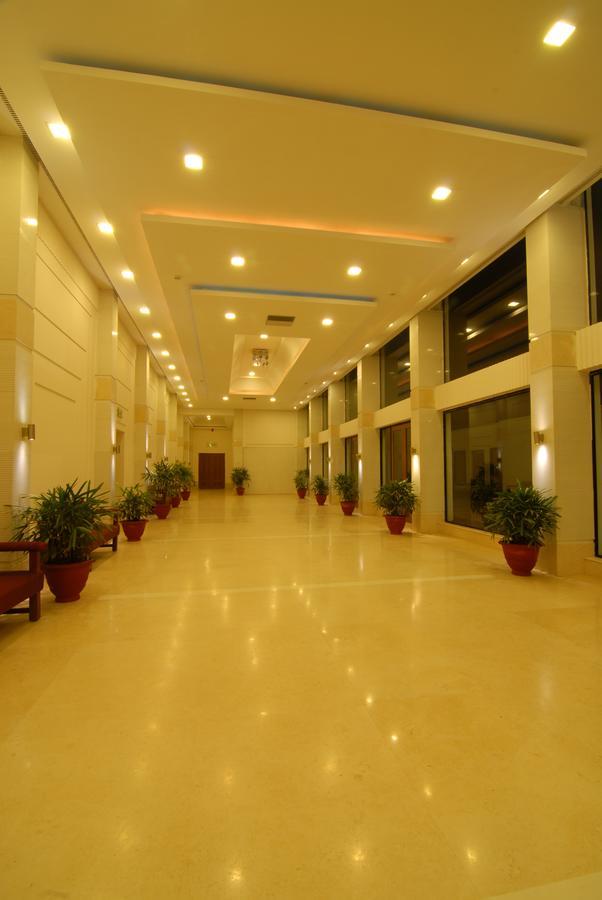 Chanakya Bnr Hotel Ranchi Exterior photo